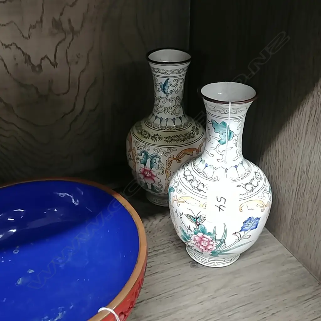 PR CHINESE ENAMEL VASES Image 1++
