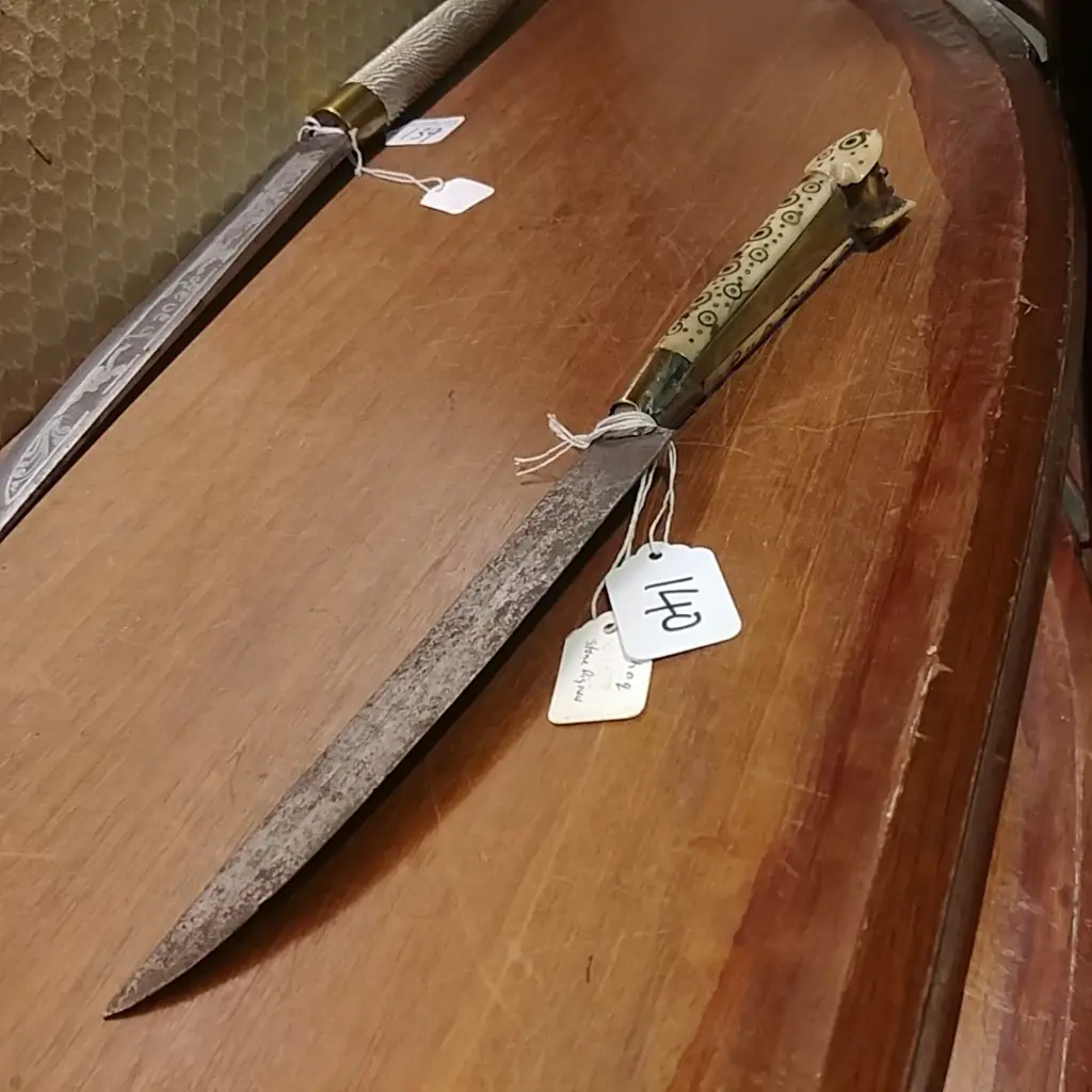 heavily pitted 160ml blade Image 1++