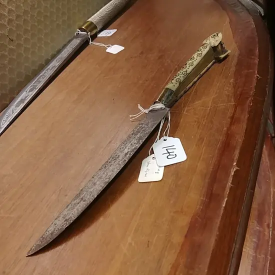 heavily pitted 160ml blade