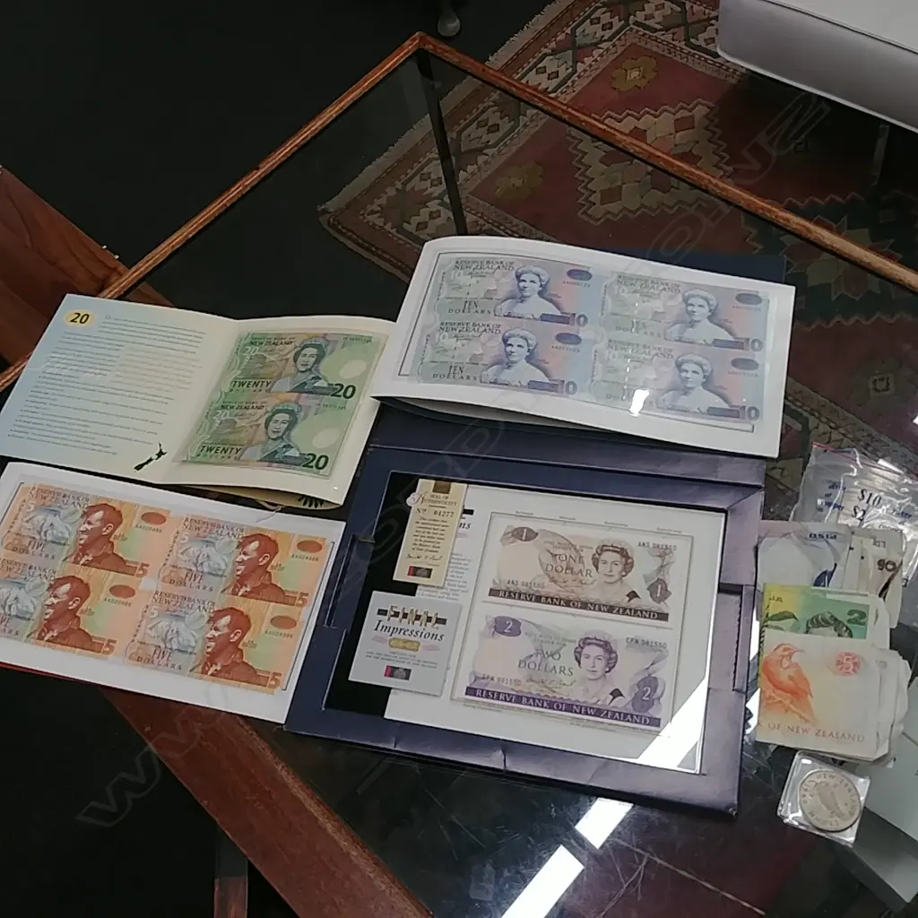 NZ UNC BANK NOTES;F/IMPRESS, 4X$10, 4X$5,2X$20 ETC Image 1++