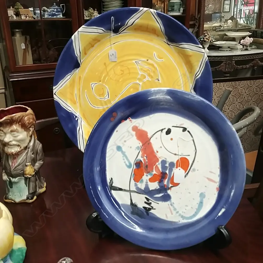 2 MORRIS AND JAMES LARGE PLATTERS Image 1++