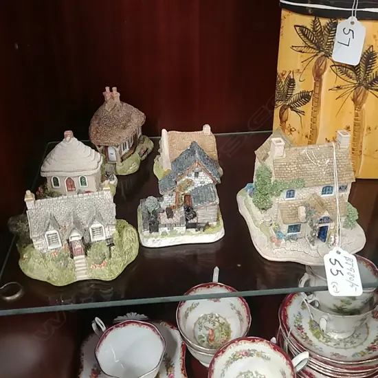 5 LILLIPUT LANE HOUSES