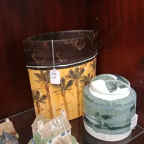 EGYPTIAN STYLE VASE +LIDDED BOX