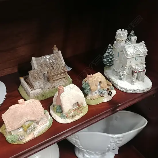 5 LILLIPUT LANE HOUSES