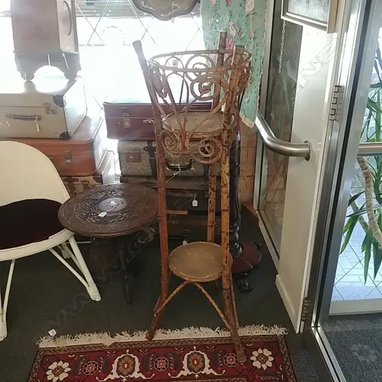 EDW  BAMBOO & CANE PLANT STAND