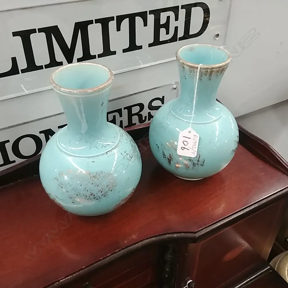 PR TURQUOISE VASES  Image 1++