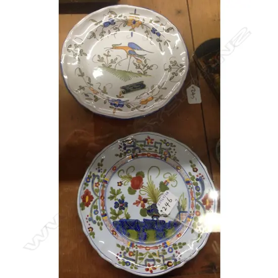 2 PCS MAJOLICA CHINA
