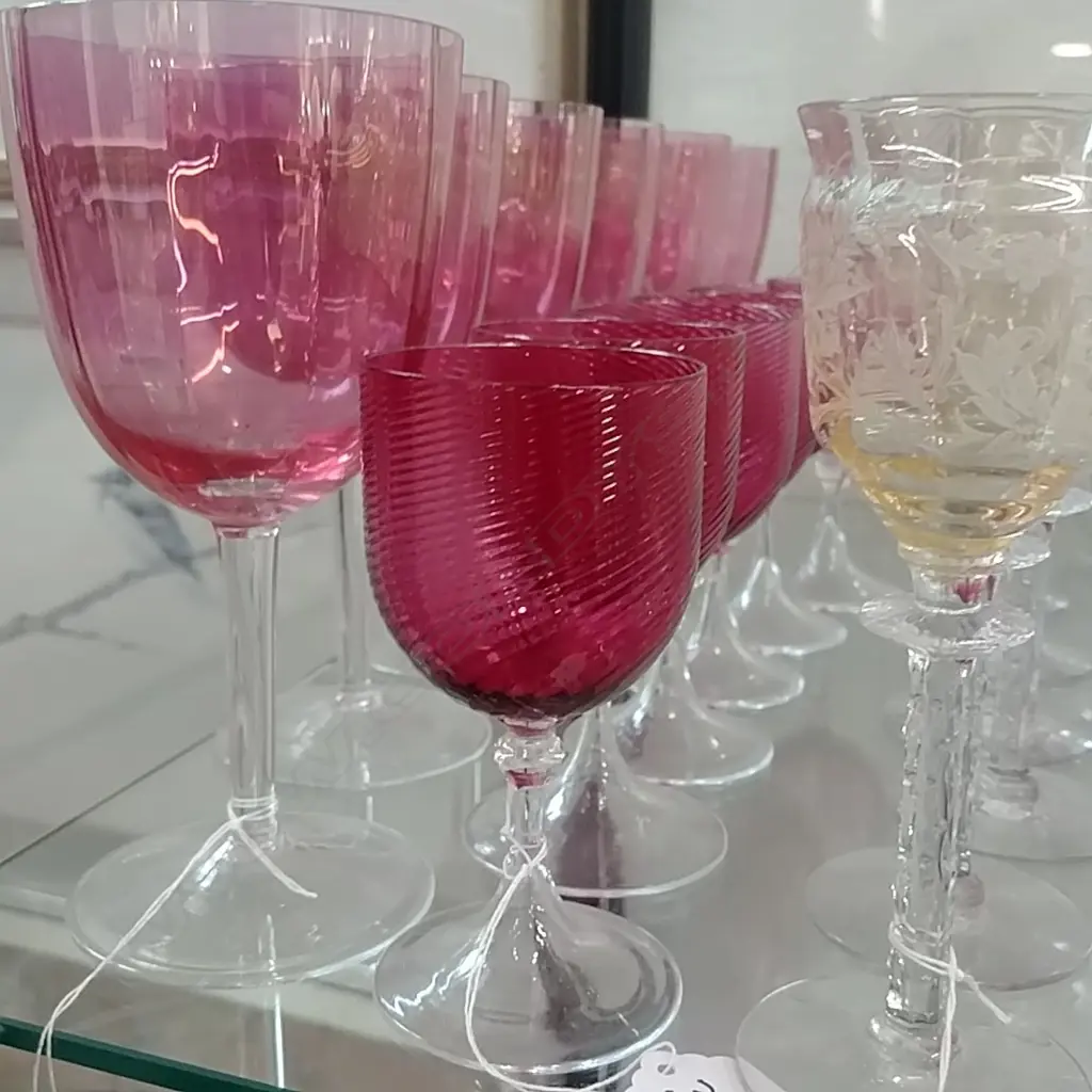 6 CRANBERRY WINE GLASSES Image 1++