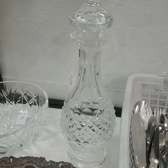 WATERFORD CRYSTAL DECANTER