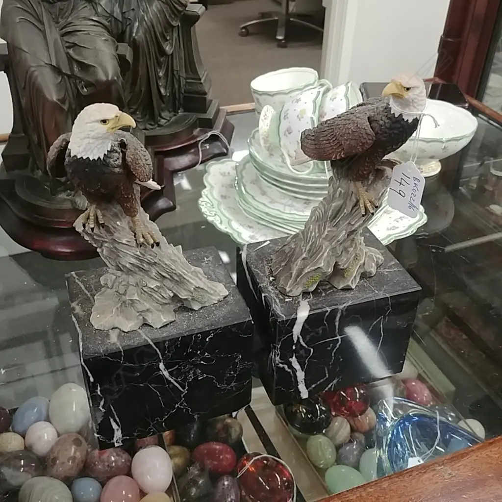 PR OF EAGLE BOOKENDS Image 1++