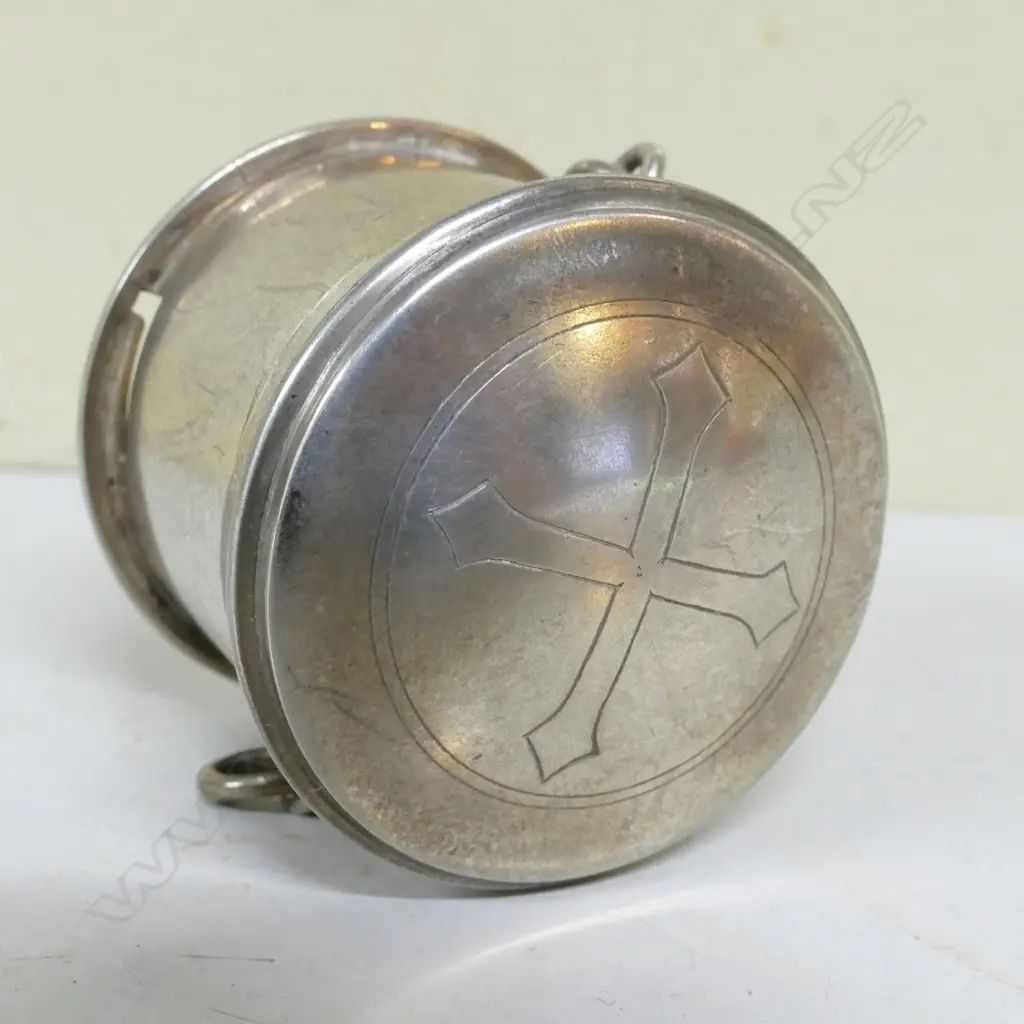 An unusual small ecclesiastical lidded jar with gilded interior Image 1++