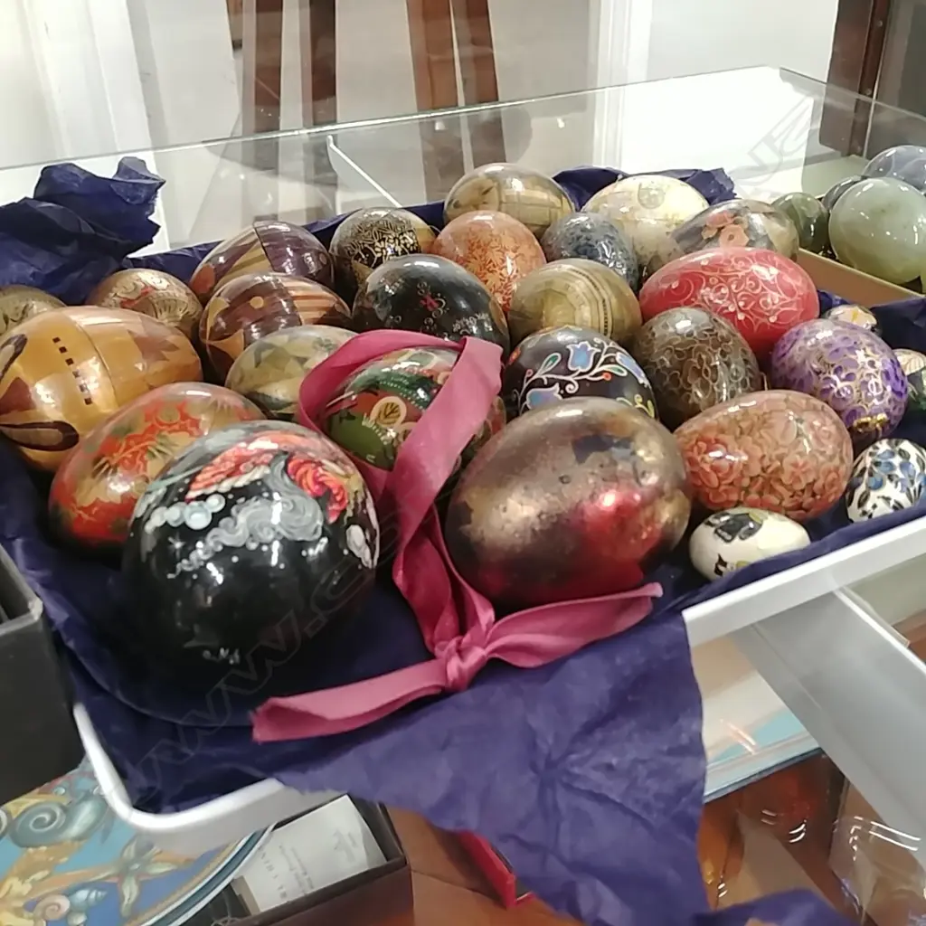 TRAY OF PAINTED EGGS Image 1++