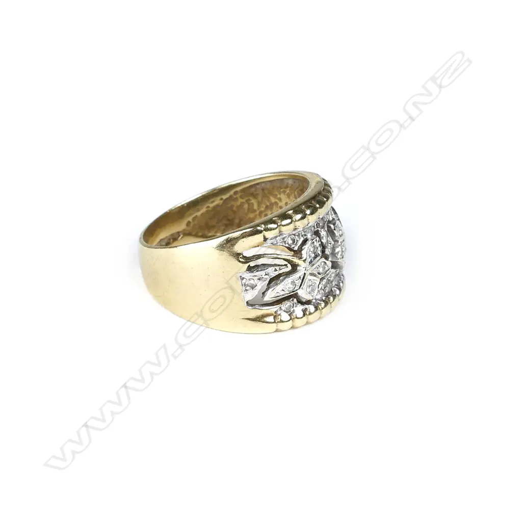 A 9ct. gold and diamond ring Image 1++