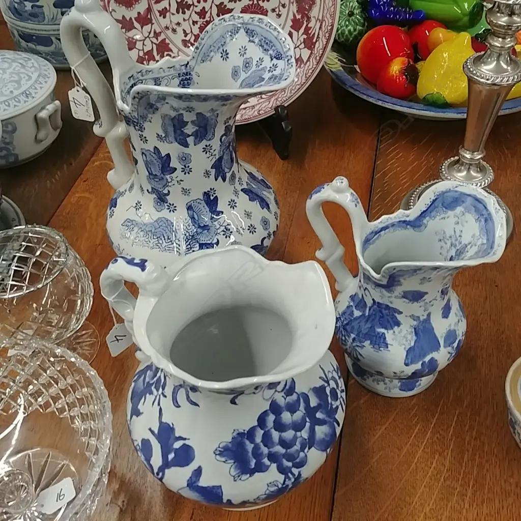 3 BLUE AND WHITE JUGS Image 1++