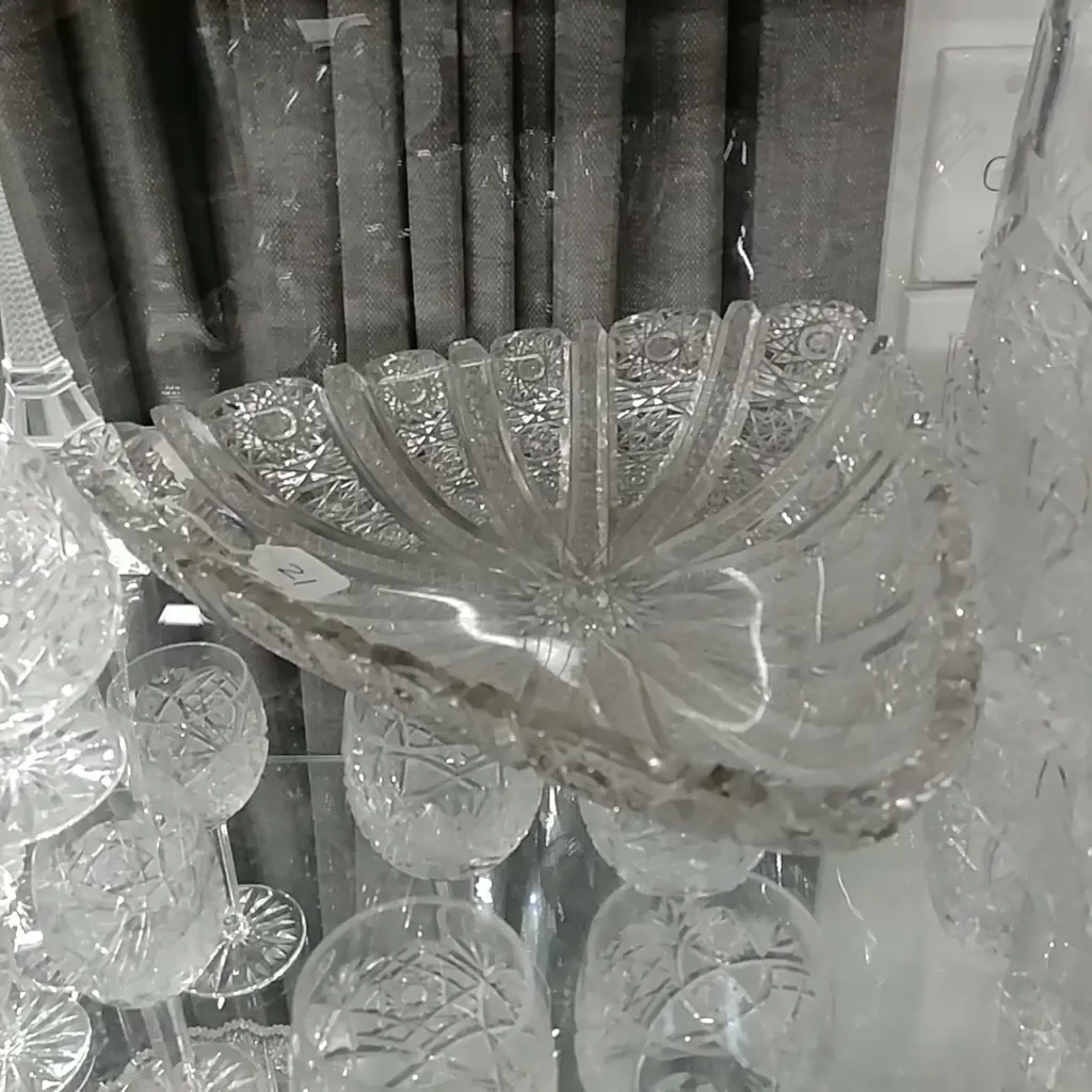 BOHEMIAN CRYSTAL TRIANGULAR DISH Image 1++