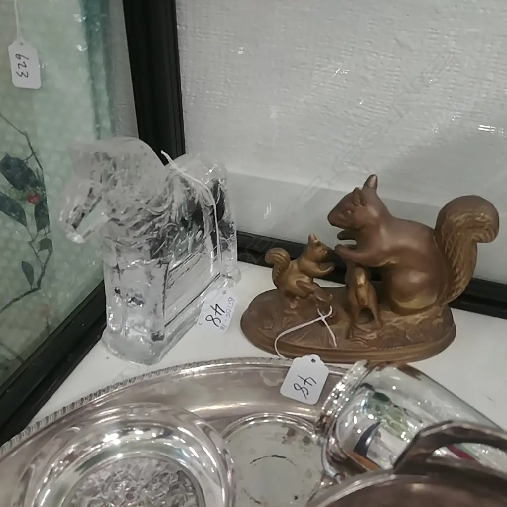 GLASS HORSE AND BRASS SQUIRRELS Image 1++
