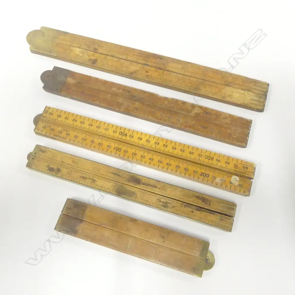 5 various boxwood folding rules (2 metric) Image 1++