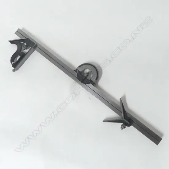 L S Starrett & Co Combination Square Set for straight cuts, mitres and angles. L.610mm