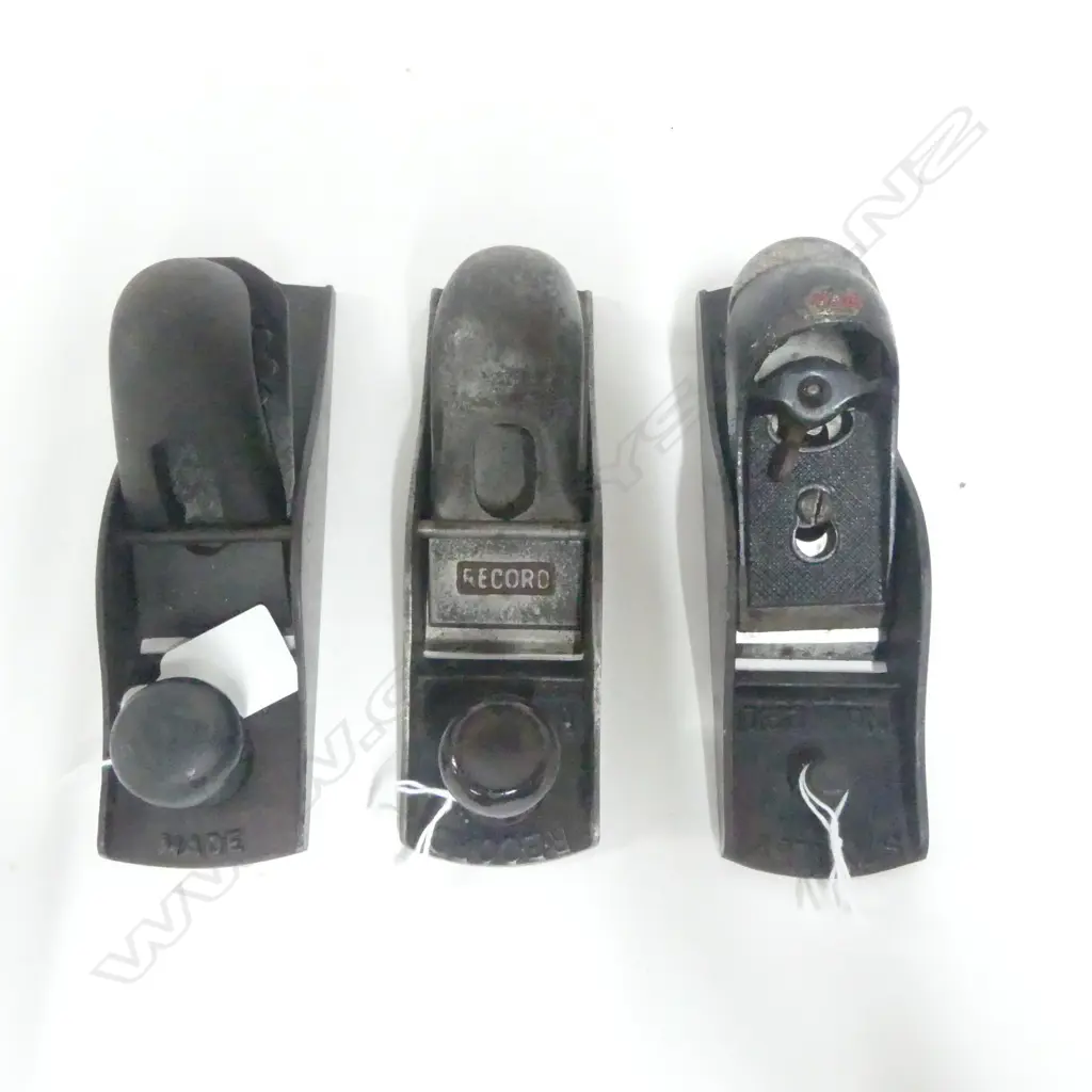 Record No. 0120 Block Plane made in England, plus two others (3) Image 1++