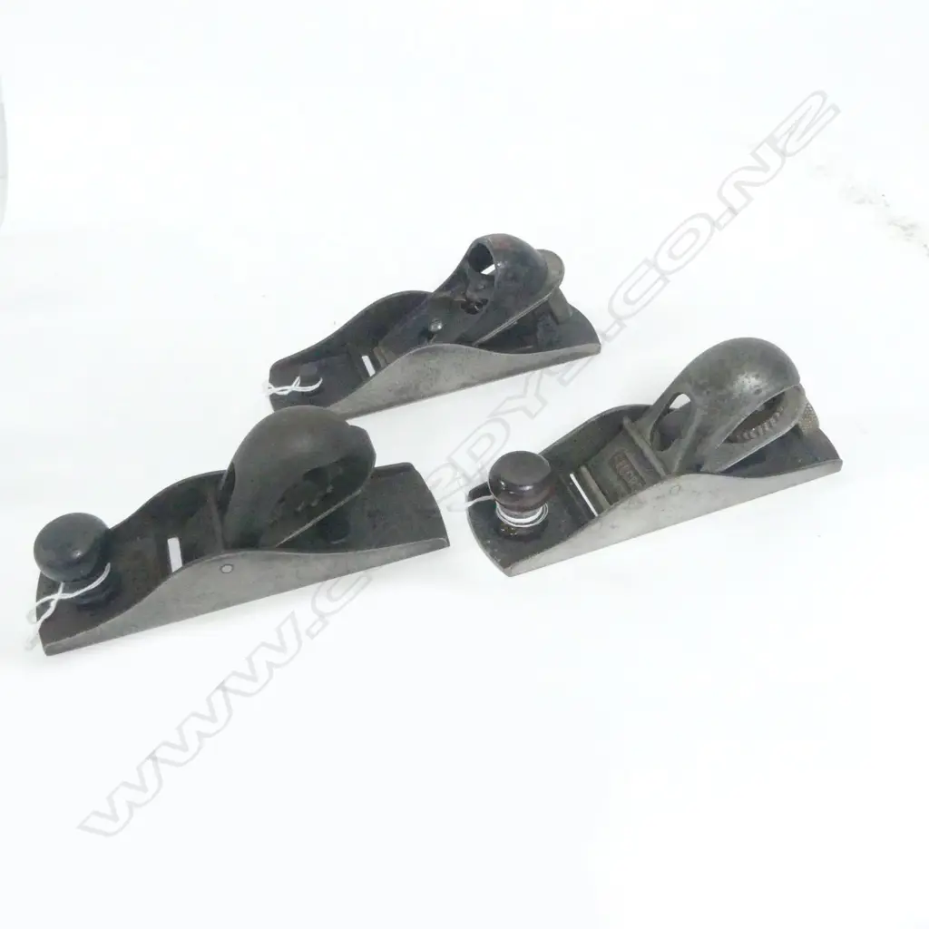 Record No. 0120 Block Plane made in England, plus two others (3) Image 1++