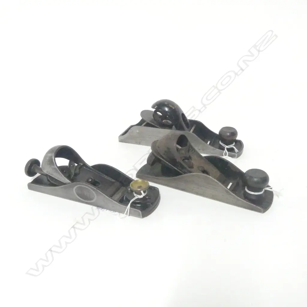Stanley No. 130 Block Plane; Stanley No. 220 Adjustable Block Plane and Unknown Block Plane (3) Image 1++
