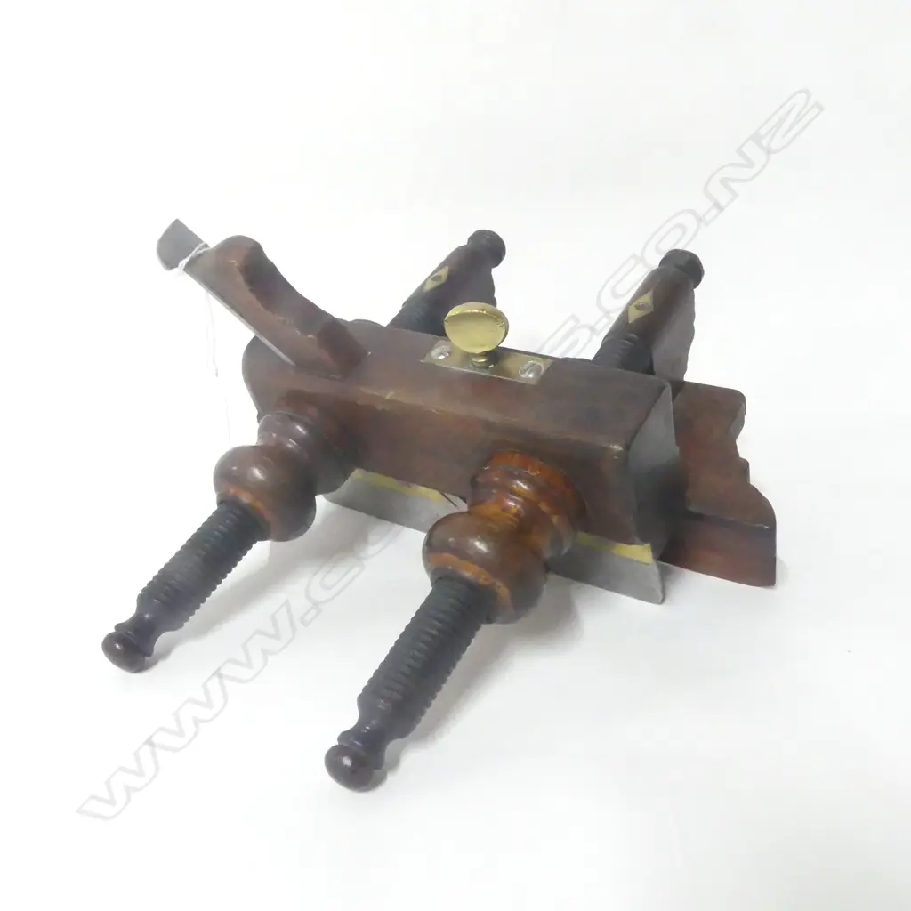 Unknown maker,  Stemmed Screw Plough Plane, (Oak?) L.225mm Image 1++