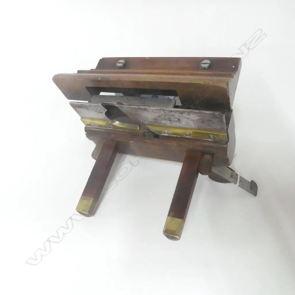 Unknown maker, Beech? and Brass Plough Plane. L.220mm Image 1++