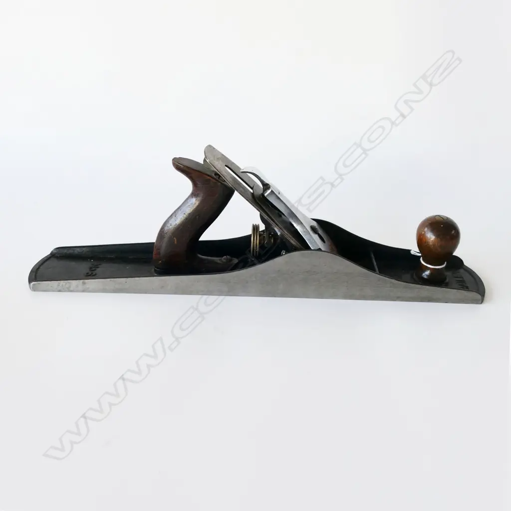 Stanley Bailey No. 6  Corrugated Jointer Plane. Image 1++