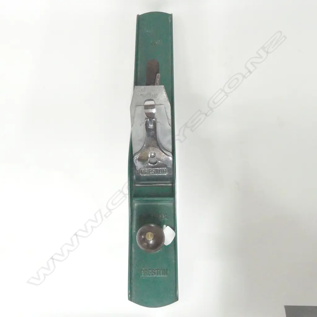 Preston, Made in England No. 18 Plane, green painted. L.605mm Image 1++