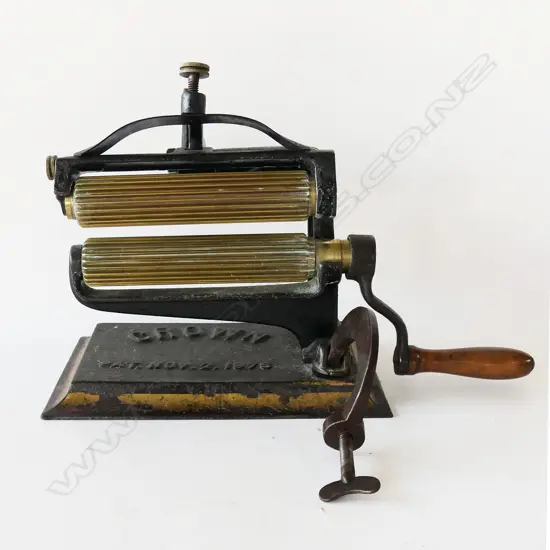 'Crown' Pat. Nov. 2, 1875 hand cranked fabric fluter/crimper with two fluted brass rollers,