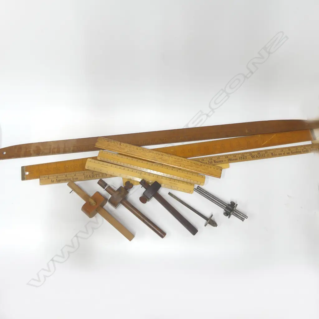 Collection of panel gauge, scribers and rules Image 1++