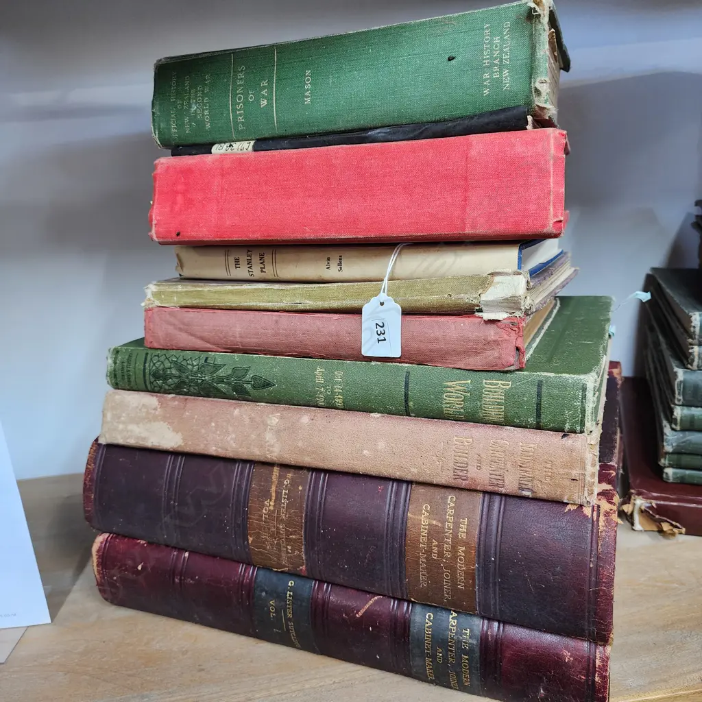 Box of books, including two large volumes: 'The Mod Carpenter, Joiner and Cabinetmaker' published 1906. Image 1++