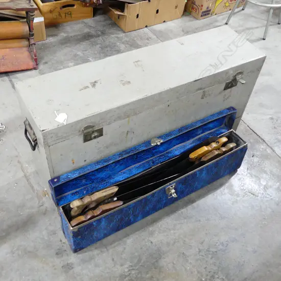 Paperboard case with 5 panel saws & 4 saw blades; with a carpenter's tool chest