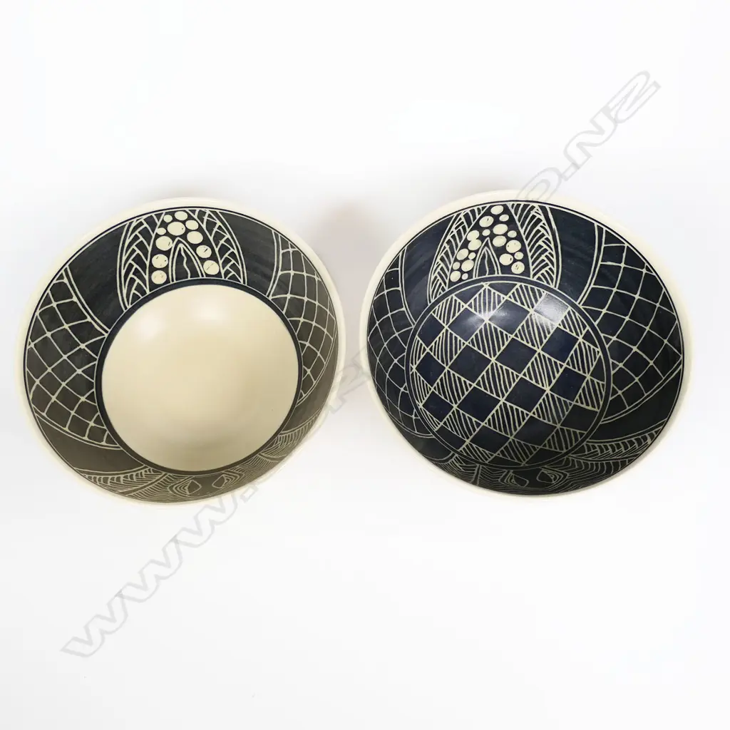 Jane Harthoorn (AUS) Pair Cream Bowls. Black geometric decoration. H.100mm Image 1++