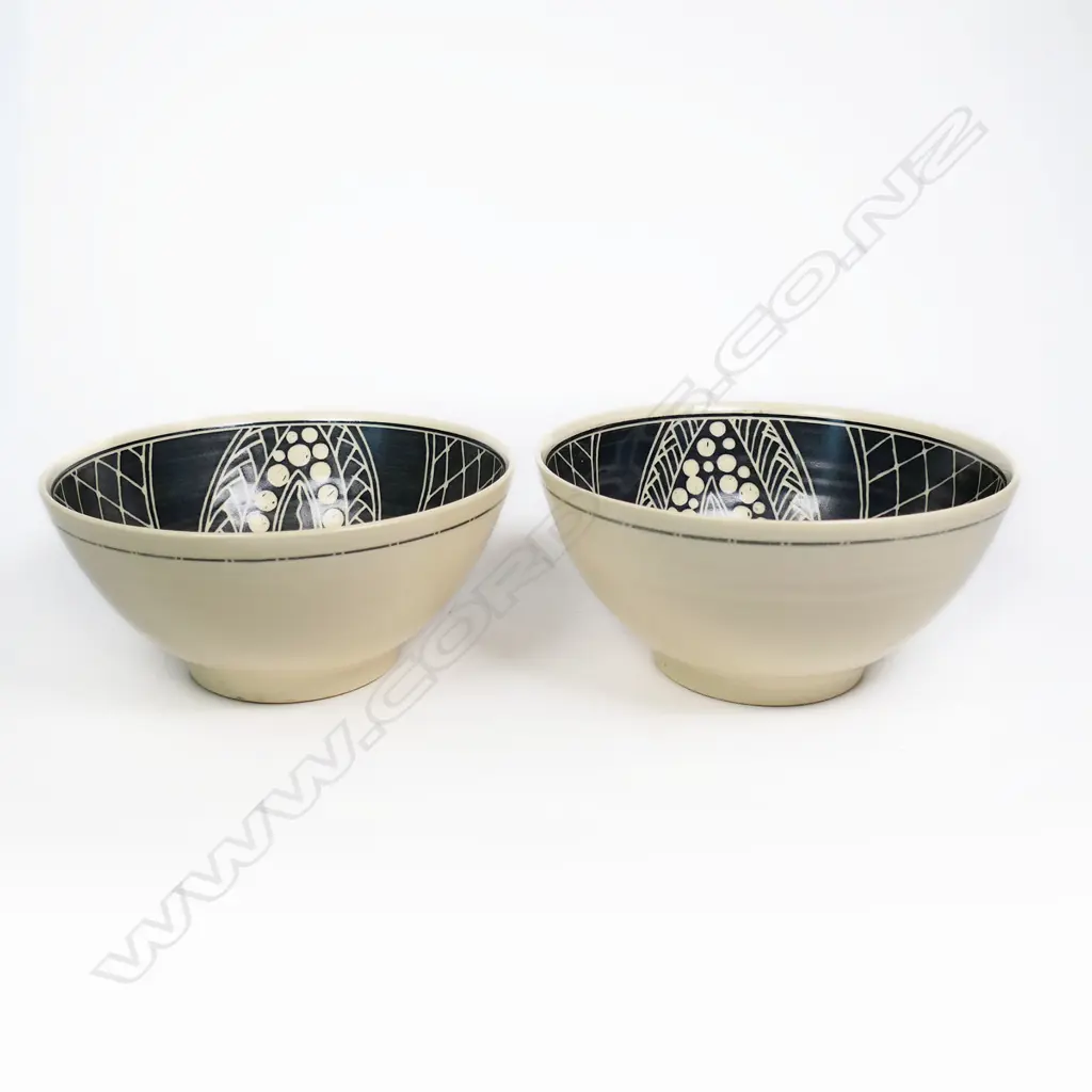 Jane Harthoorn (AUS) Pair Cream Bowls. Black geometric decoration. H.100mm Image 1++