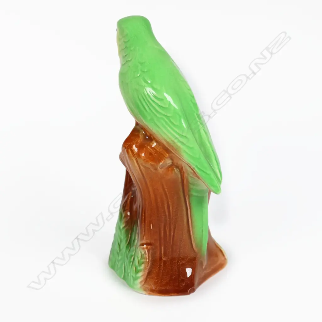 Crown Lynn Trickle Glaze Parrot. Tiki Stamp to Base, H.160mm Image 1++