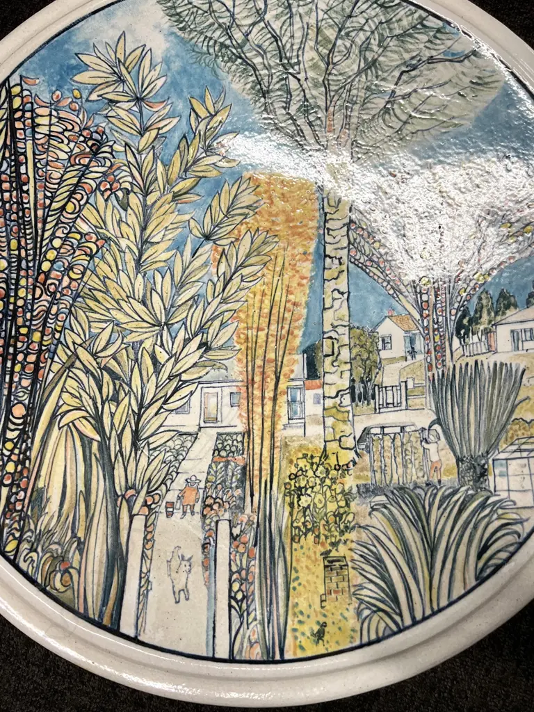 Do NOT Sell RTV.....ROY COWAN (1918-2006) LGE ART POTTERY PLATTER HEKE STREET NGAIO Dia.540mm. Image 1++