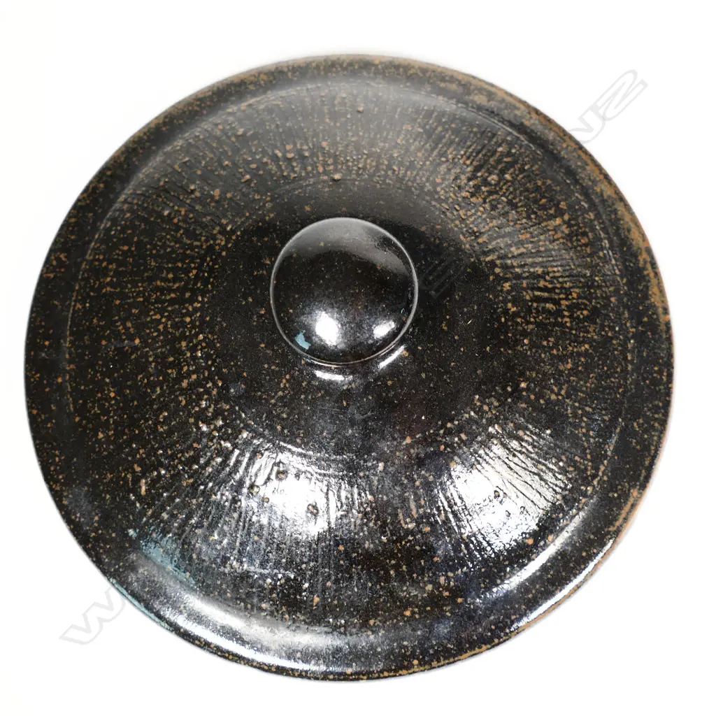 Mirek Smisek (1925-2013) Lidded Casserole Dish. Tenmoko glaze. H.170 D.230mm Image 1++
