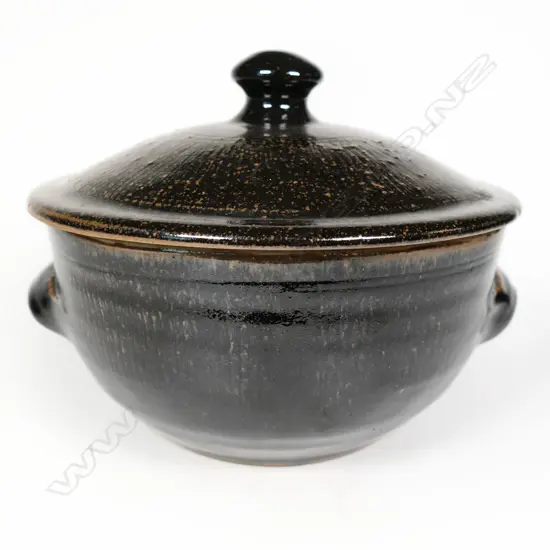 Mirek Smisek (1925-2013) Lidded Casserole Dish. Tenmoko glaze. H.170 D.230mm