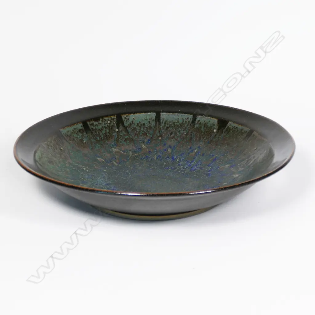 Graeme Storm Wide Footed Bowl. Tenmoko w radiating overglazed design. H.80 x DIA.370mm Image 1++