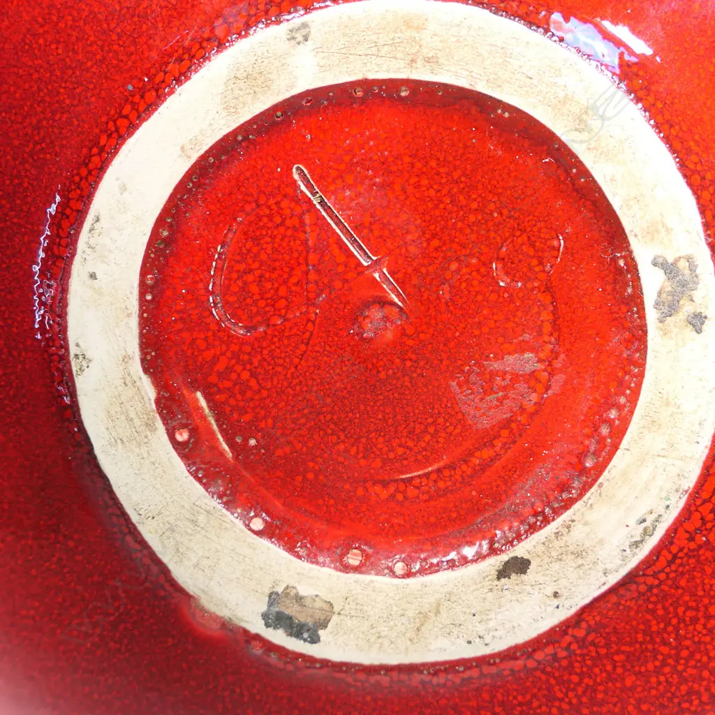 Graeme Ambrose Red Orb Vase. H.315mm Image 1++