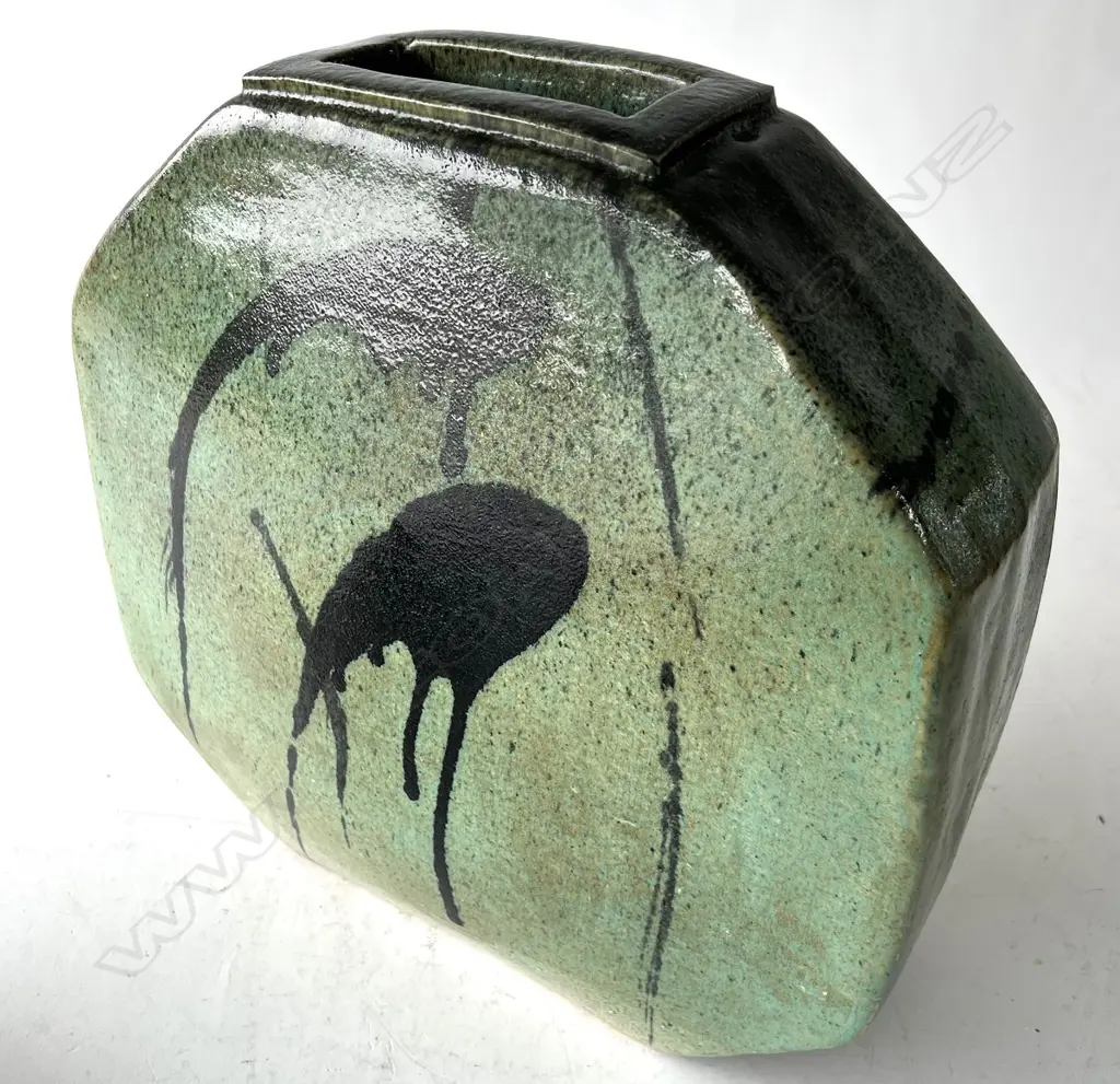 Doreen Blumhardt (1914-2009) large slab-built stoneware vase Image 1++