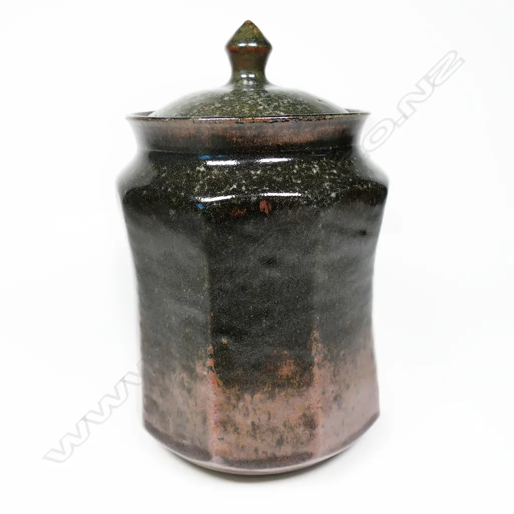 Doreen Blumhardt lidded facetted storage jar tenmoku glaze. H.230mm. Impressed mark. c.1970 Image 1++