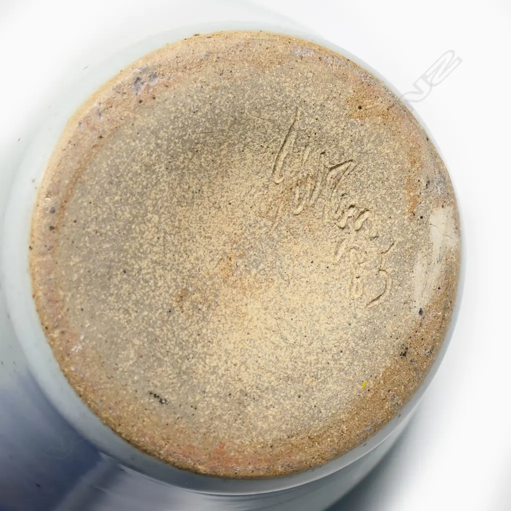 Peter Collis Ovoid Vase. Pale ground w fine leaf motif. H.290mm Image 1++