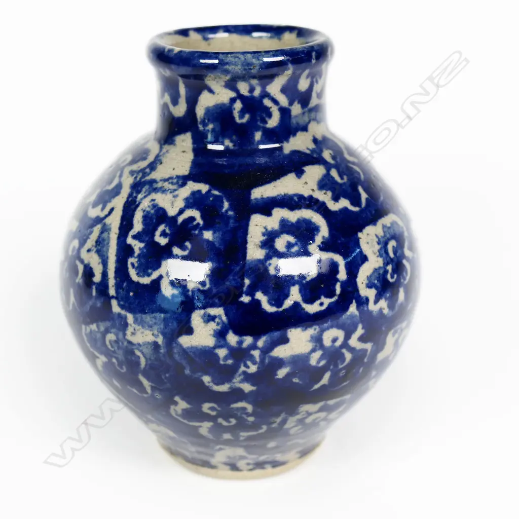 Paul Fisher Blue Vase. Block printed w repeating floral decoration. H.120mm Image 1++