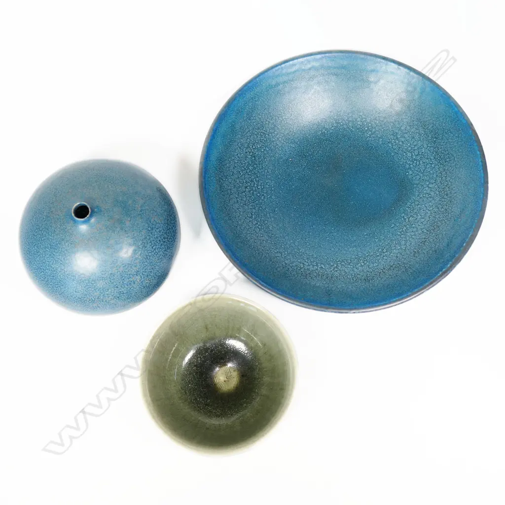 Trio Campbell Hegan pcs; Blue Orb Vase & Shallow Bowl. Sea green glazed tea bowl Image 1++