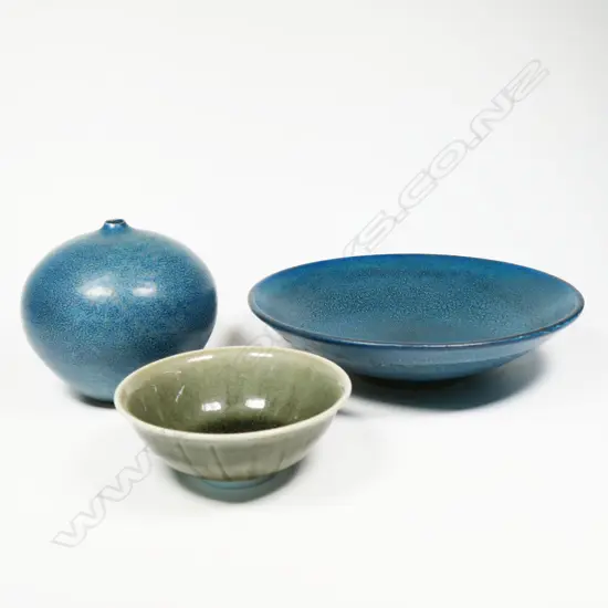 Trio Campbell Hegan pcs; Blue Orb Vase & Shallow Bowl. Sea green glazed tea bowl