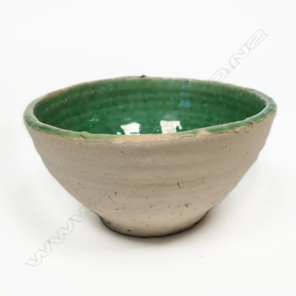 Martin Poppelwell Green Glazed Interior Bowl. Painted potter's mark to base. Dia,125mm. Image 1++