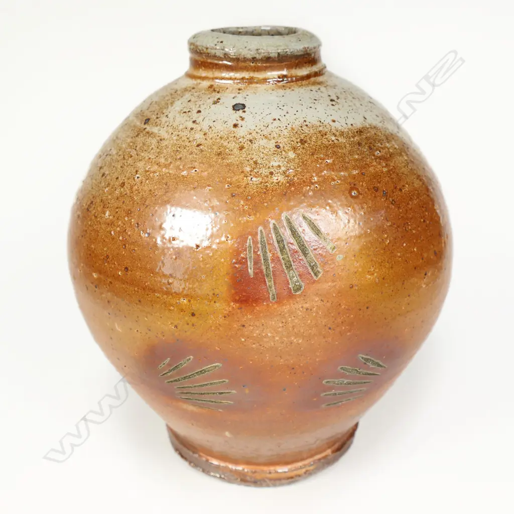 Duncan Shearer Wood Fired Flagon. H.230mm Image 1++
