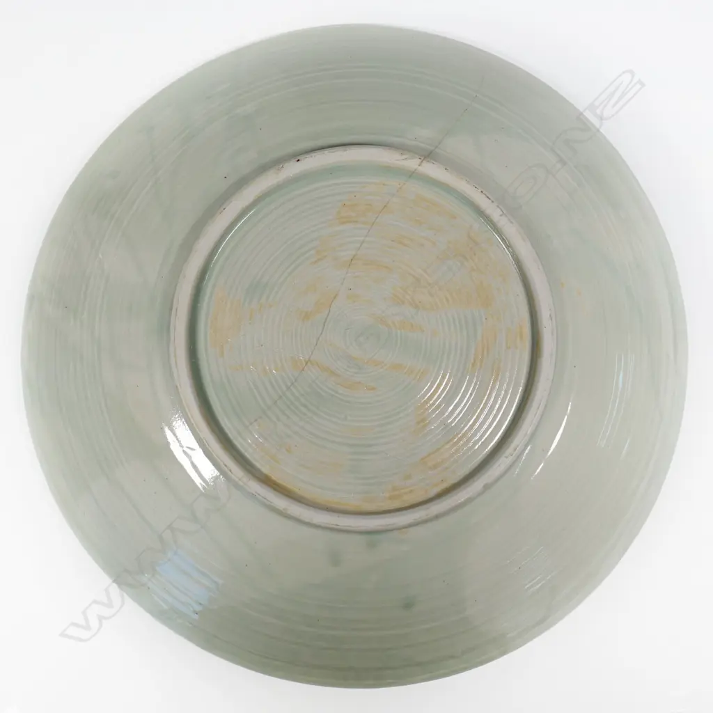 Keum Sun Lee/ Sang Sool Shim V Lg Footed Platter. Celadon ground w detailed intaglio floral design. Dia.500mm FAULTED Image 1++